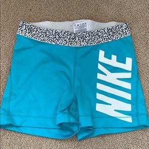 Nike Pros with a patterned band